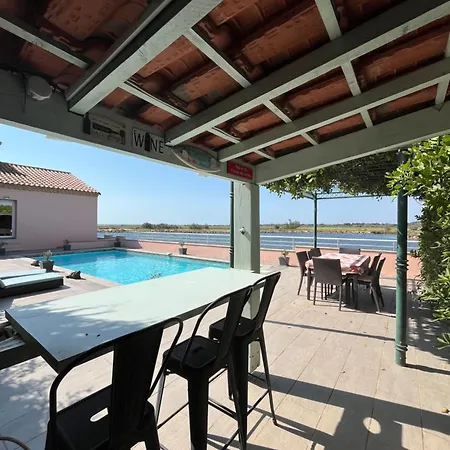 La Pink House Family Villa *