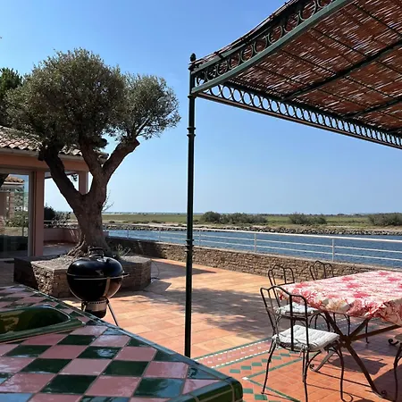 Villa La Pink House Family