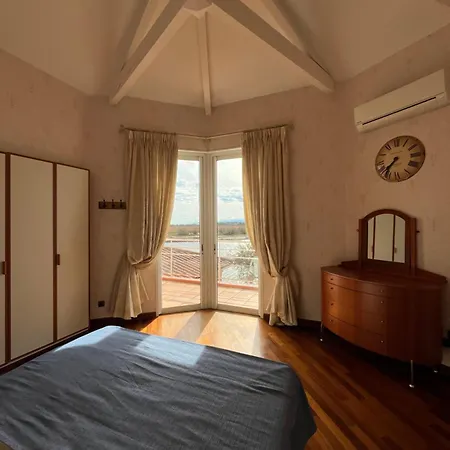 La Pink House Family Villa